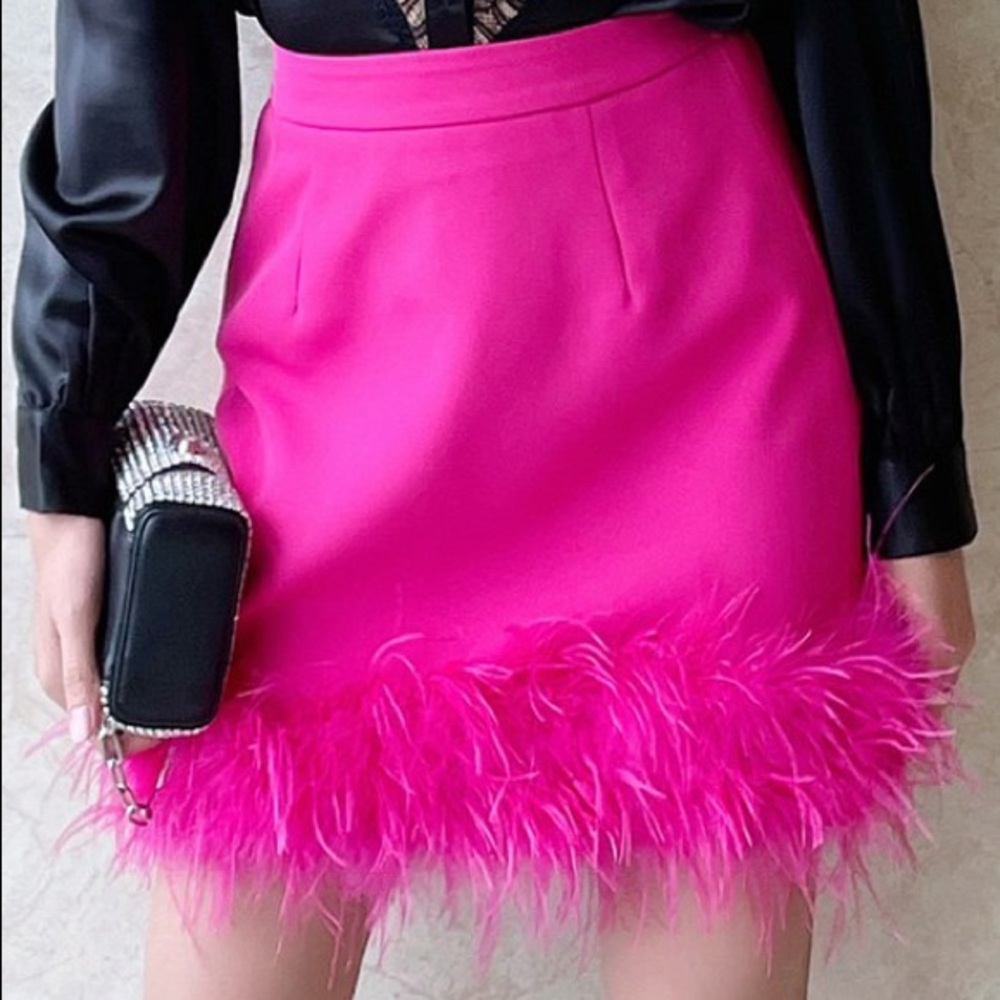 *JUST IN* I’m The Drama Hot Pink Feather Hem Skirt